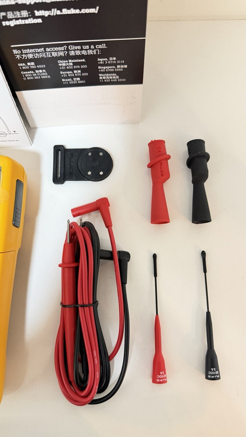 FLUKE 233 REMOTE DISPLAY AUTOMOTIVE DIGITAL MULTIMETER KIT