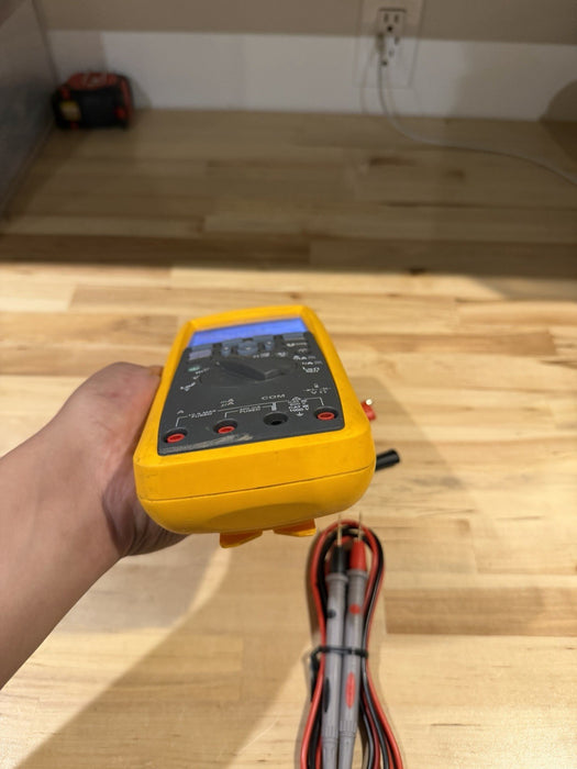 FLUKE 289 TRUE RMS ELECTRONIC LOGGING DIGITAL MULTIMETER W/ LEADS & CLIPS #7
