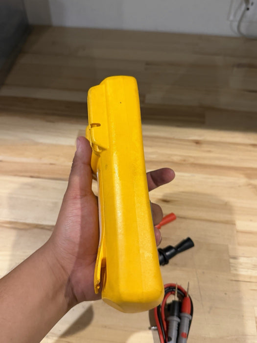 FLUKE 87V TRUE RMS MULTIMETER W/ LEADS (TESTED) SHIPS FAST