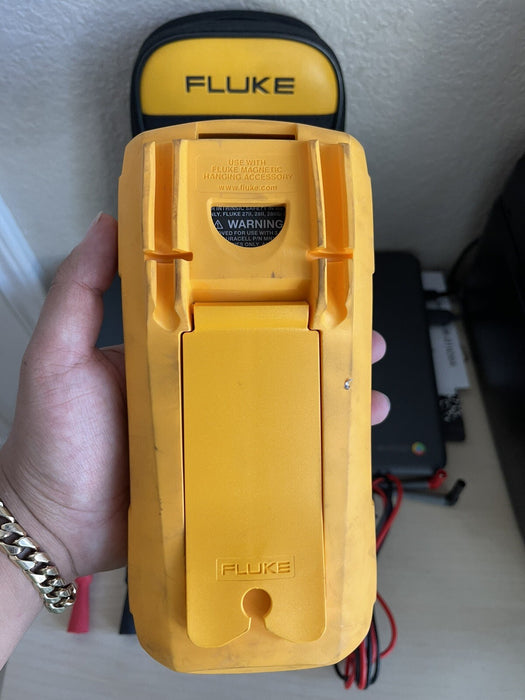 FLUKE 87V-MAX INDUSTRIAL TRUE RMS MULITMETER FLUKE WITH BAG & LEADS