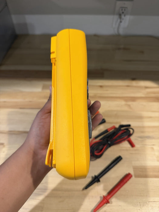 FLUKE 289 TRUE RMS ELECTRONIC LOGGING DIGITAL MULTIMETER W/ LEADS & CLIPS