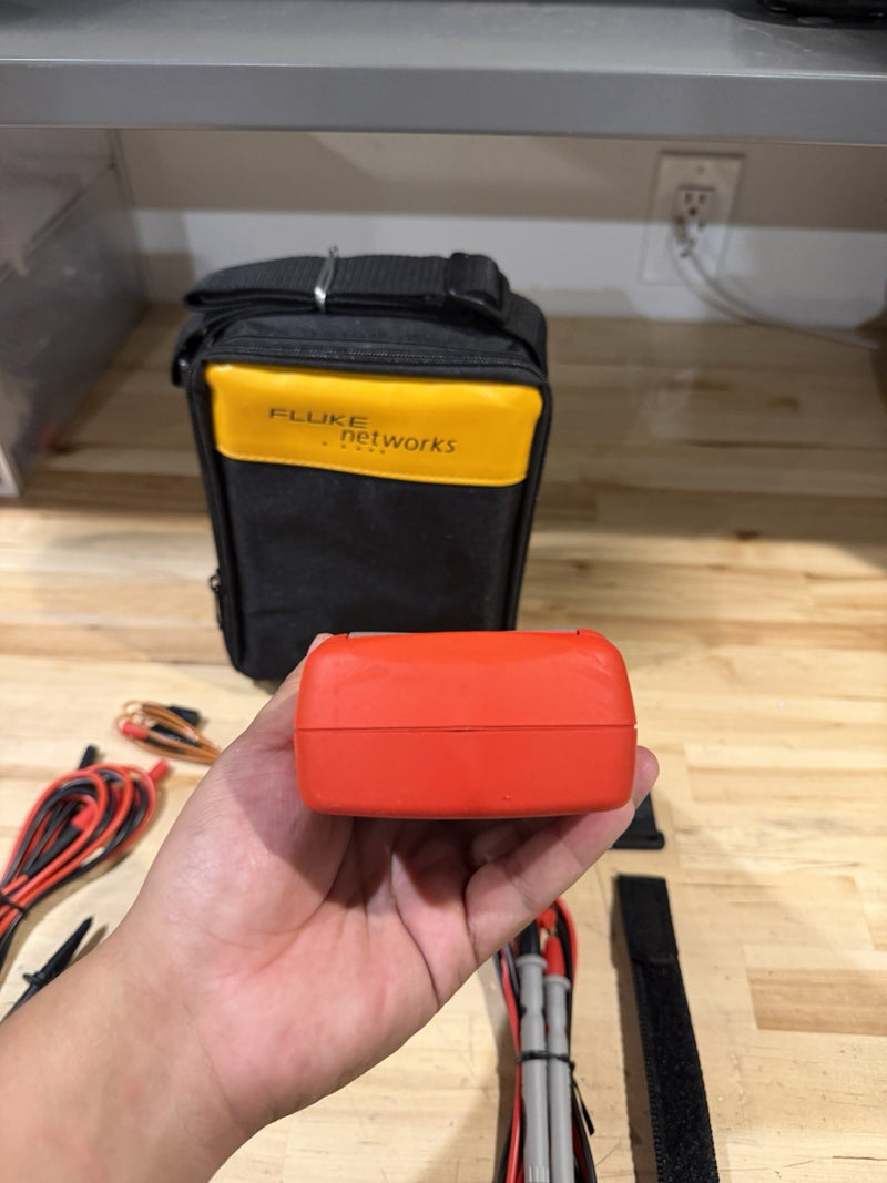 FLUKE 725EX MULTIFUNCTION PROCESS CALIBRATOR W/ ACCESSORIES- TESTED