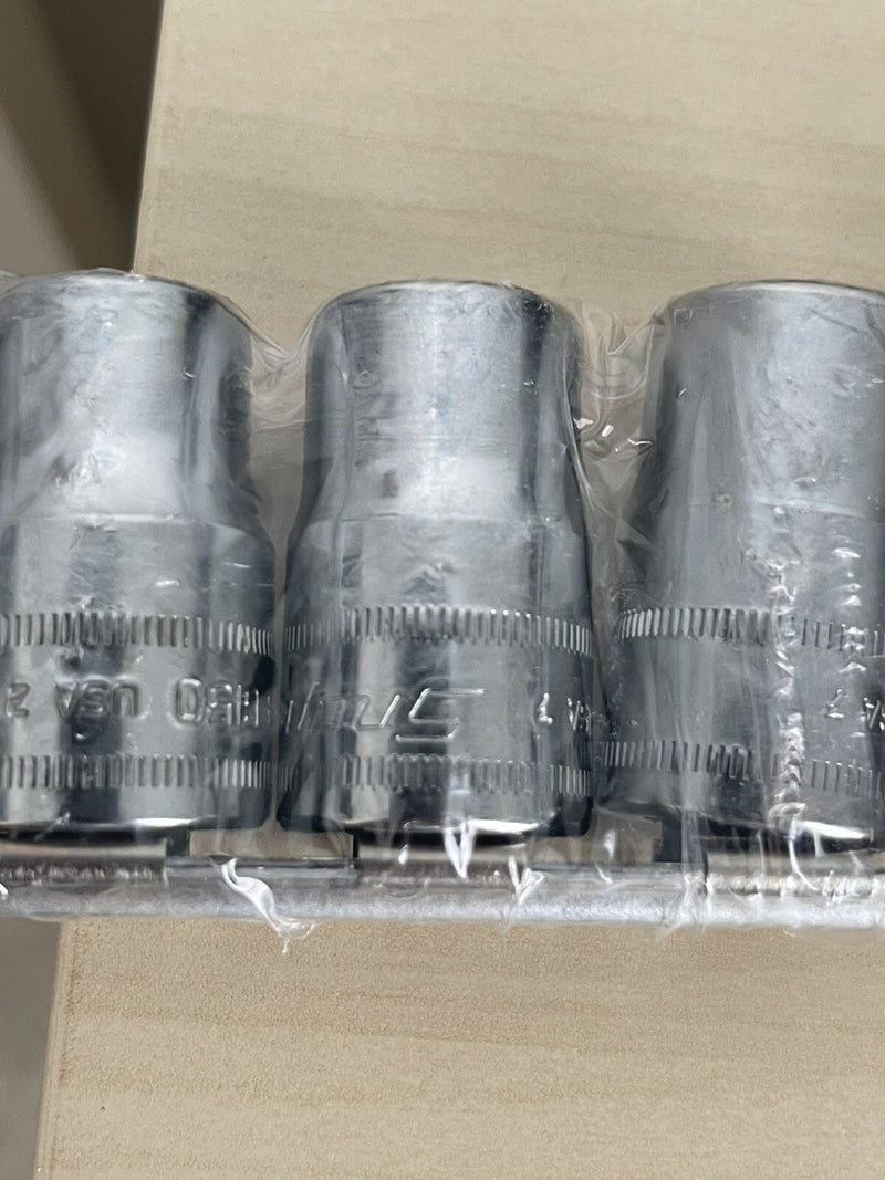 CAT/ SNAP-ON METRIC 13 PIECE SOCKET SET