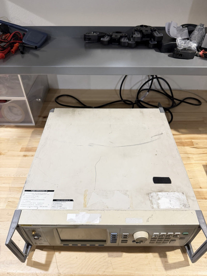 FLUKE 9640A RF REFERENCE SOURCE (PARTS ONLY) F DOESN’T TURN ON- SHIPS FAST