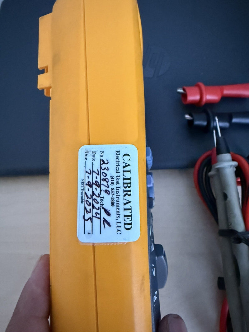 FLUKE 289 TRUE-RMS LOGGING MULTIMETER WITH LEADS CALIBRATED 2025