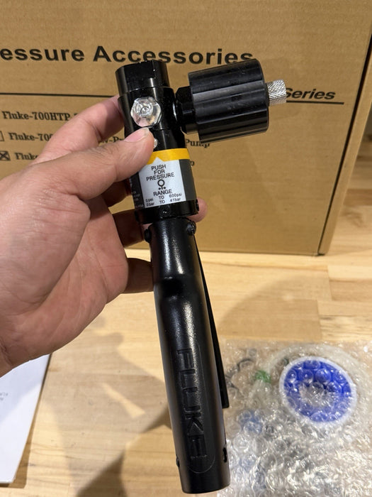 FLUKE 700PTP-1 PNEUMATIC TEST PUMP (NEW FACTORY SEALED) SHIPS FAST