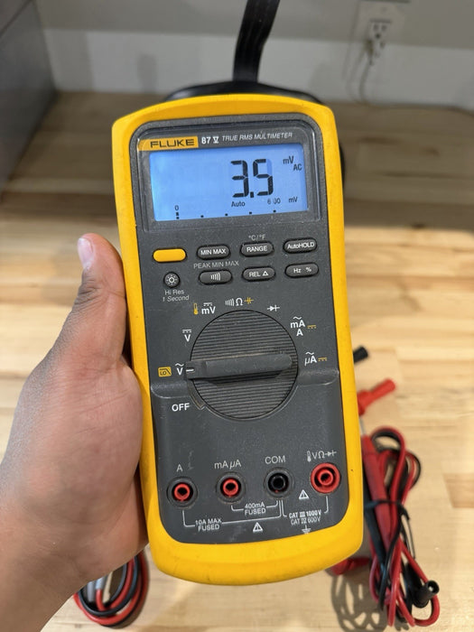 FLUKE 87V TRUE RMS MULTIMETER W/ LEADS (TESTED) SHIPS FAST