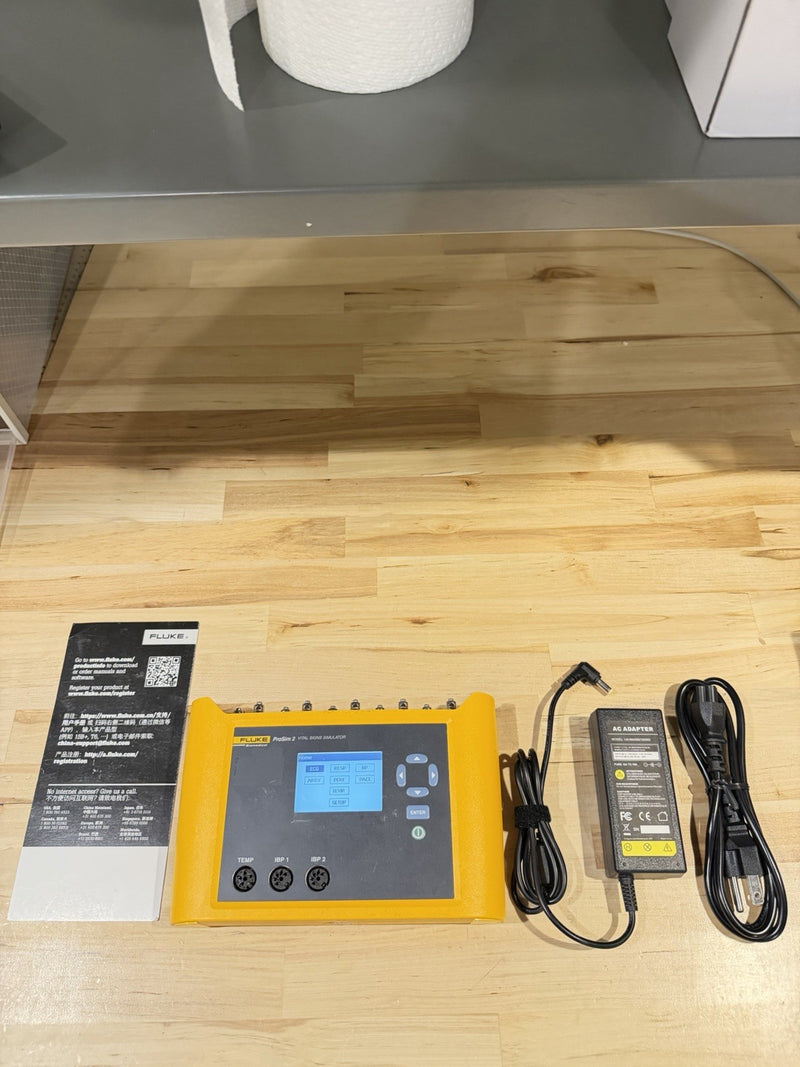 FLUKE BIOMEDICAL PROSIM 2 VITAL SIGNS SIMULATOR WITH CHARGER TESTED