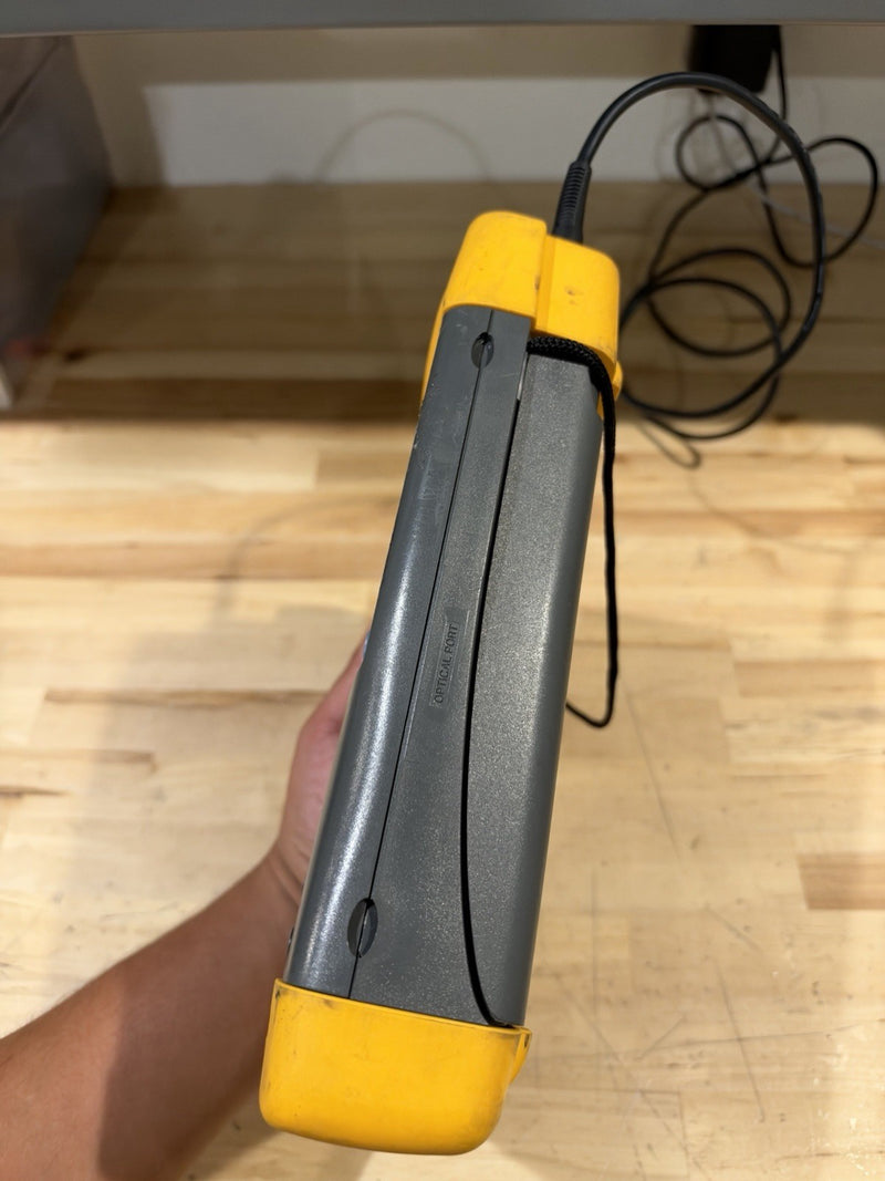 FLUKE 196C SCOPEMETER COLOR W/ LEADS 100MHZ 1GS/S (PARTS ONLY) SHIPS FAST