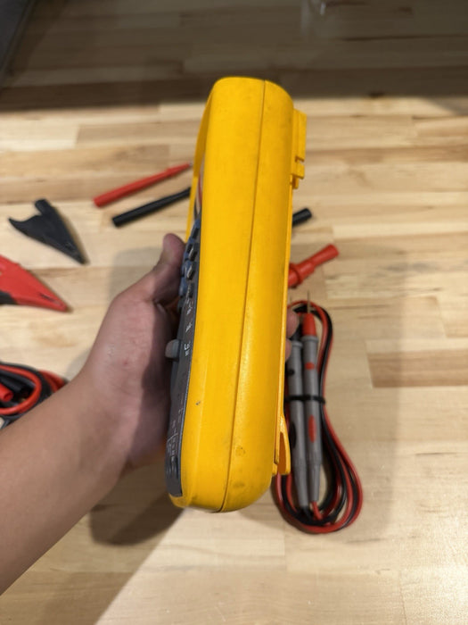 FLUKE 289 TRUE RMS DIGITAL MULTIMETER KIT W/ ACCESSORIES (TESTED) SHIPS FAST
