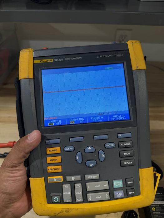 FLUKE 190-202 SCOPEMETER 2.5GS/S 2CHANNEL 200MHZ OSCILLOSCOPE TESTED