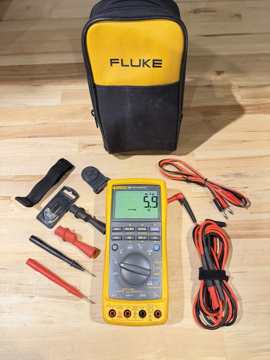 FLUKE 789 PROCESSMETER WITH LEADS & CLIPS TESTED