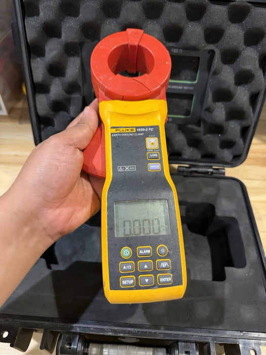 FLUKE 1630-2 FC EARTH GROUND CLAMP METER TESTED