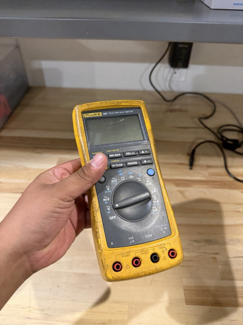 FLUKE 187 TRUE RMS MULTIMETER FOR PARTS