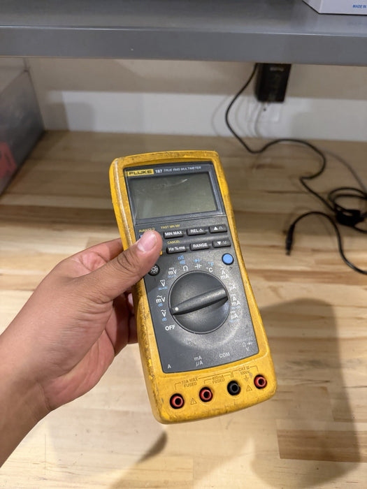 FLUKE 187 TRUE RMS MULTIMETER FOR PARTS