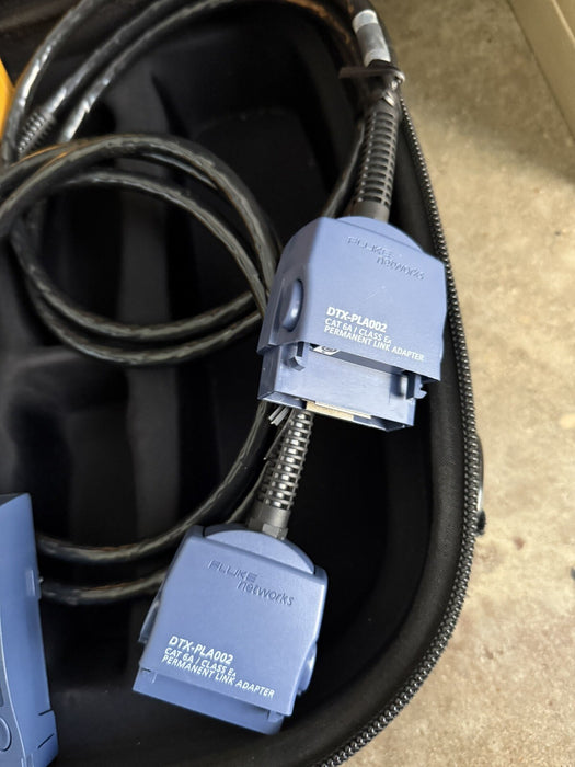 FLUKE NETWORKS DTX-1800 CABLE ANALYZER W/DTX-SFM2 DTX-MFM2 DTX-PLA002 (TESTED)