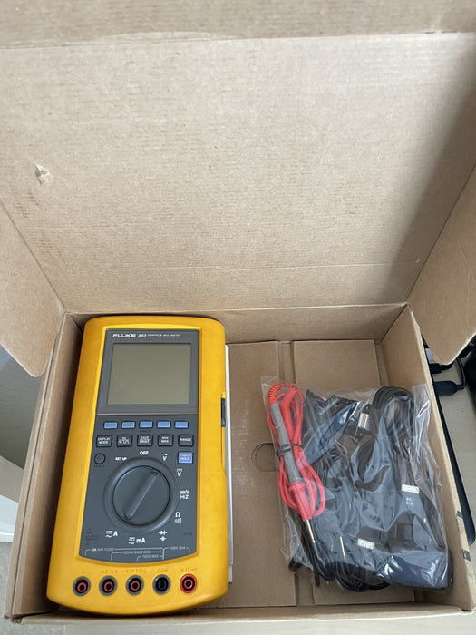 FLUKE 863 GRAPHICAL MULTIMETER ACCESSORIES MANUALS BOX