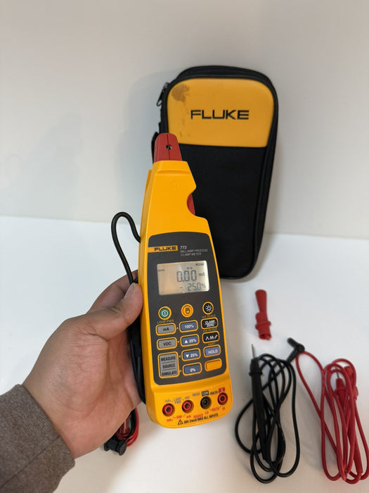FLUKE 773 MILLIAMP PROCESS CLAMP METER W / LEADS & CLIPS (TESTED) SHIPS FAST