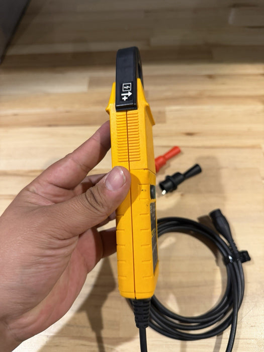 FLUKE i310S AC/DC CURRENT CLAMP (TESTED) SHIPS FAST