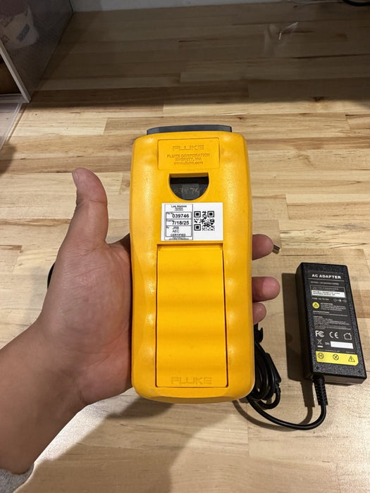 FLUKE 1524 REFERENCE THERMOMETER (CALIBRATED 2025) TESTED - FREE SHIPPING