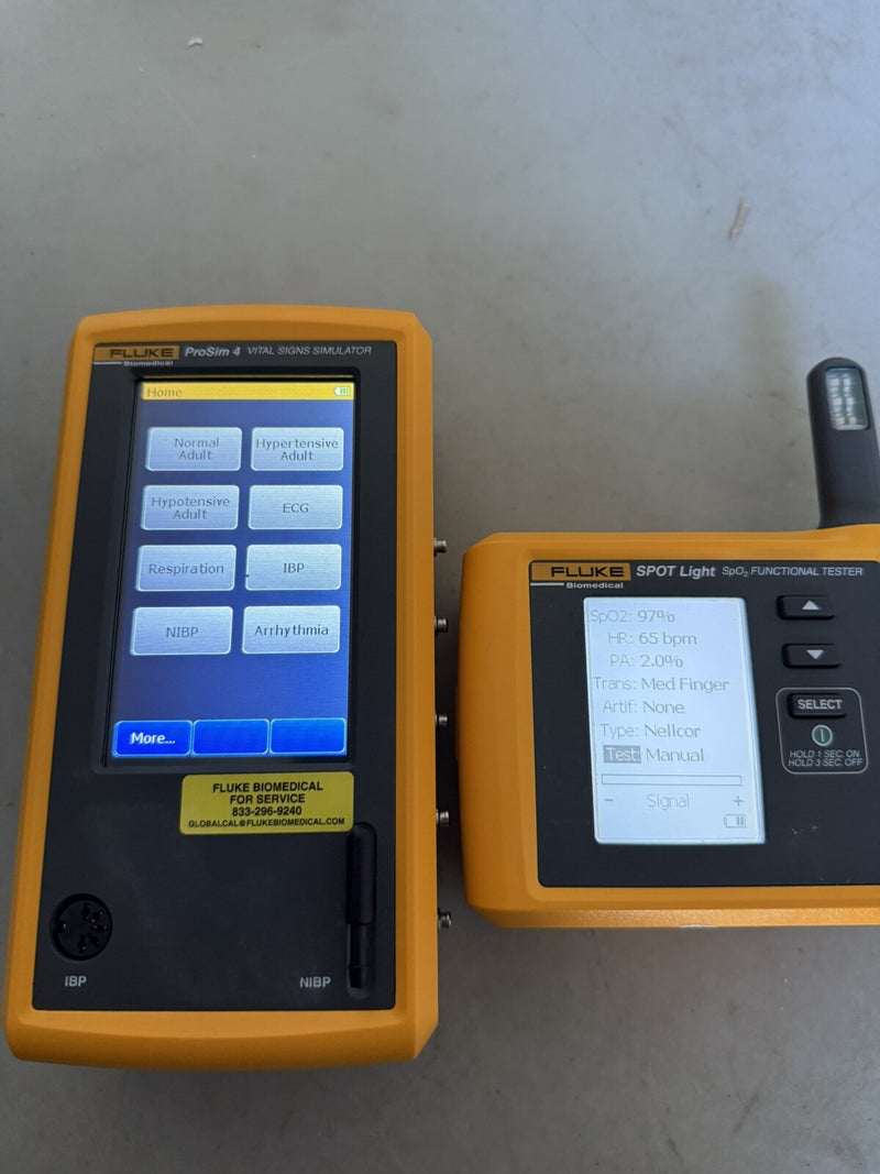 FLUKE BIOMEDICAL PROSIM 4 & SPOT LIGHT KIT WITH BAG & CHARGER TESTED