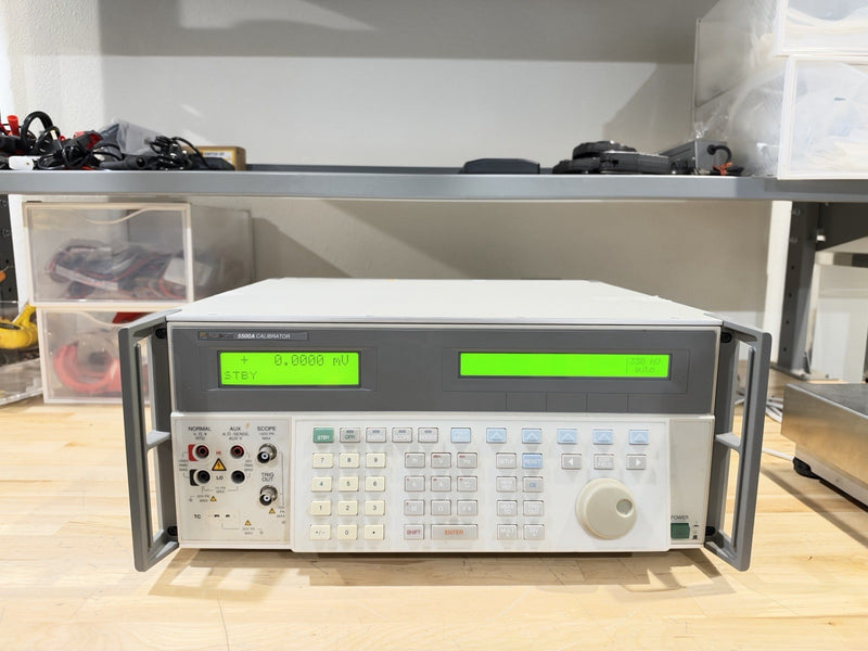 FLUKE 5500A MULTI-FUNCTION CALIBRATOR (TESTED) FREE SHIPPING