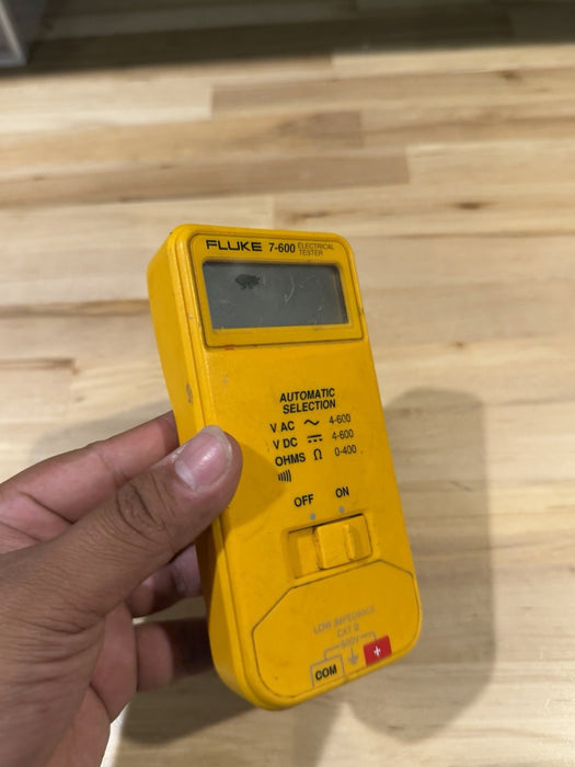 FLUKE 7-600 ELECTRICAL TESTER (FOR PARTS ONLY) - FREE SHIPPING (PARTS)