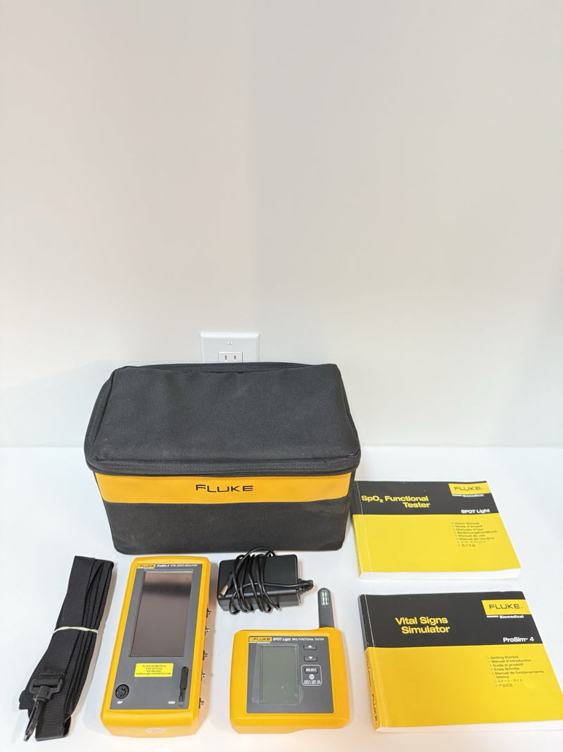 FLUKE BIOMEDICAL PROSIM 4 & SPOT LIGHT KIT WITH BAG & CHARGER TESTED