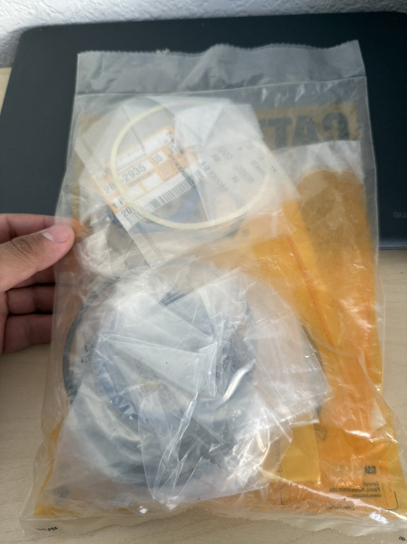 CAT 240-6899: HYDRAULIC CYLINDER SEAL KIT STANDARD SIZE