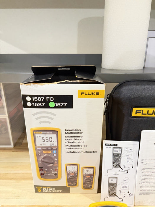 FLUKE 1577 INSULATION MULTIMETER W/ LEADS & CASE (TESTED) SHIPS FAST NEW SEALED