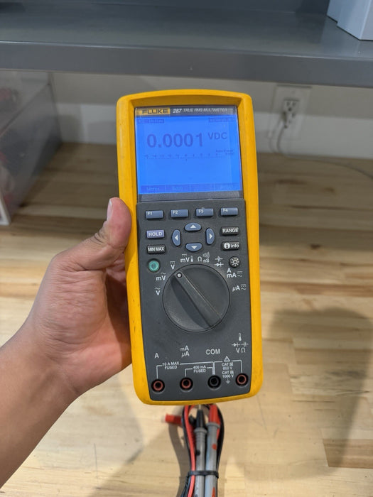 FLUKE 287 TRUE RMS ELECTRONIC LOGGING DIGITAL MULTIMETER WITH LEADS & CLIPS