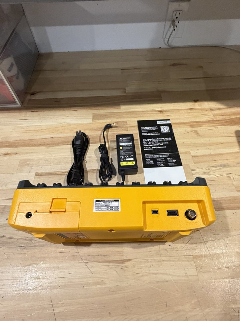 FLUKE BIOMEDICAL PROSIM 8 VITAL SIGNS SIMULATOR  (CALIBRATED 2027) FREE SHIPPING