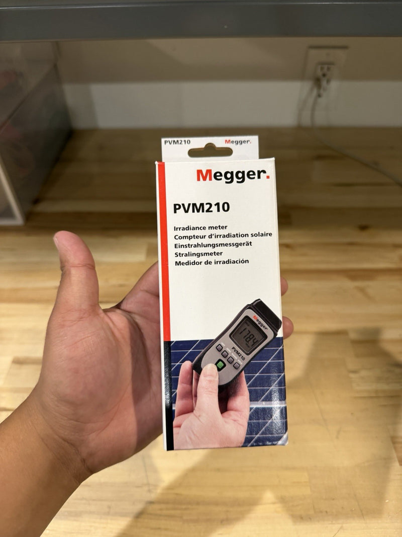 MEGGER PVM210 SOLAR IRRADIANCE METER
