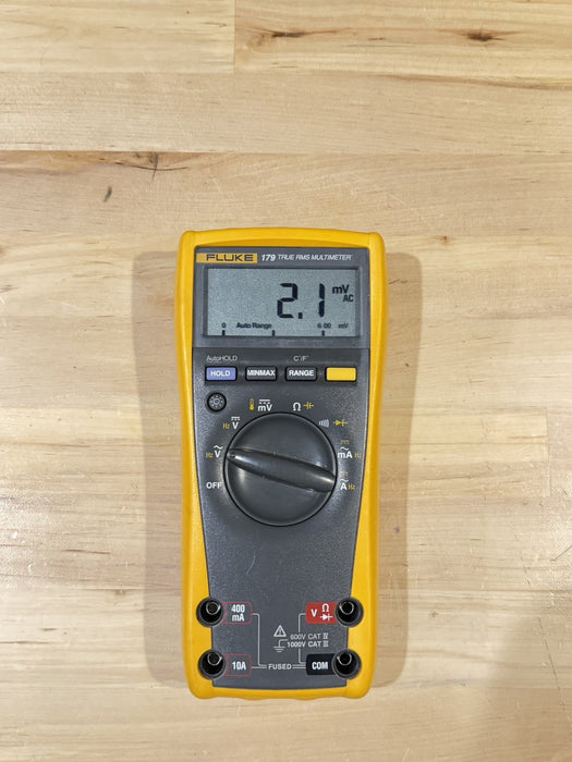 FLUKE 179 TRUE RMS MULTIMETER (PARTS ONLY) FOR PARTS DOESN’T WORK - SHIPS FAST