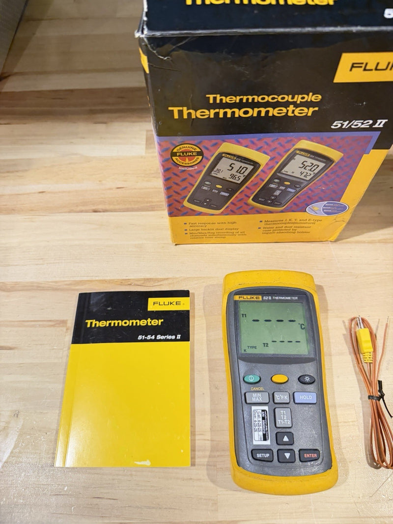 FLUKE 52 II THERMOMETER WITH PROBE CALIBRATED 2026