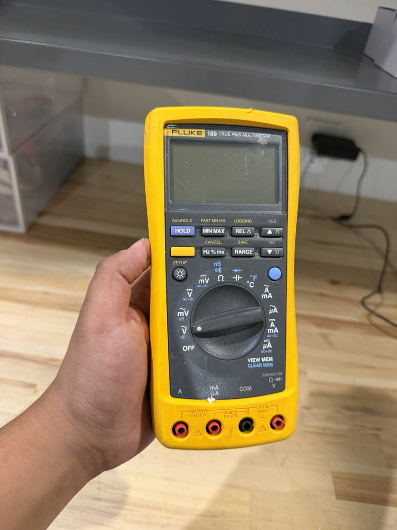 FLUKE 189 TRUE RMS MULTIMETER FOR PARTS