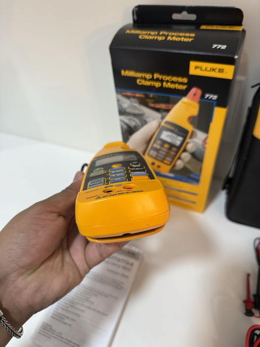 FLUKE 772 MILLIAMP PROCESS CLAMP METER MFD-2025 NEW SEALED