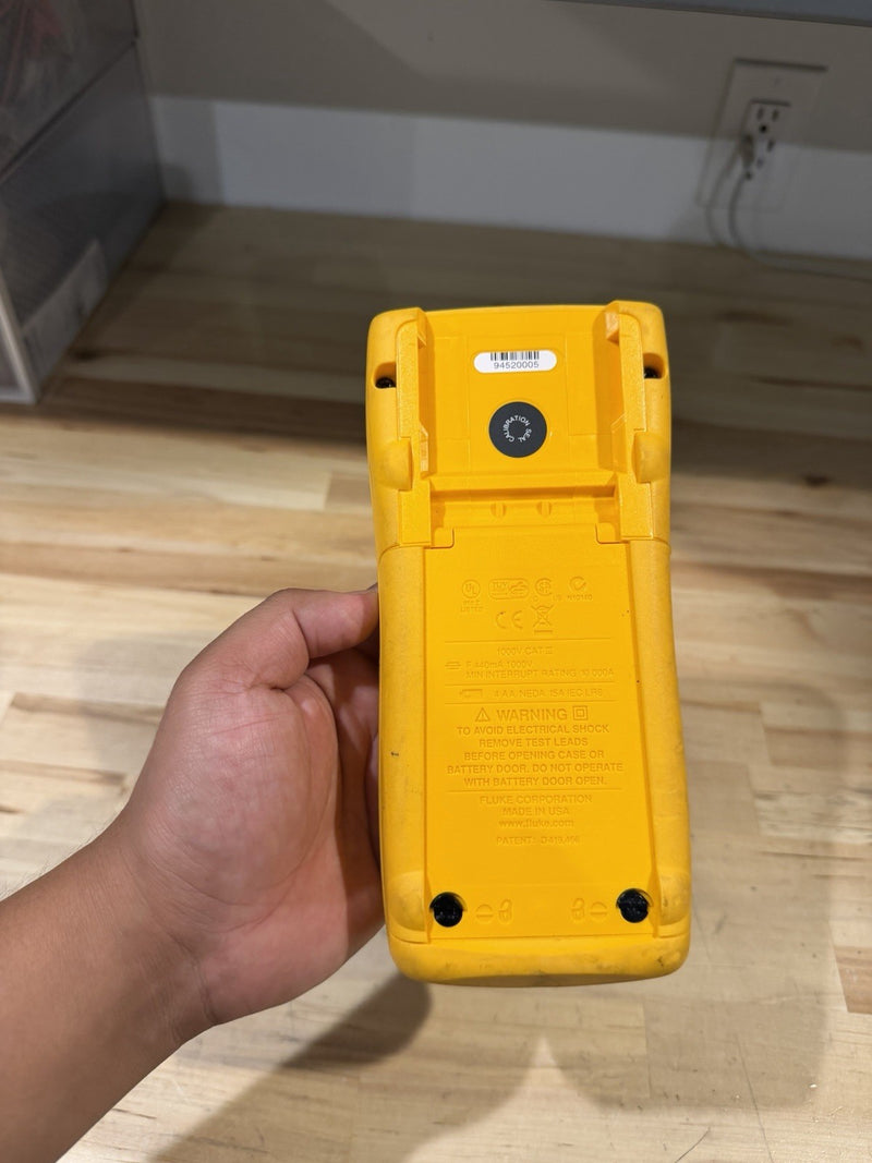 FLUKE 789 PROCESS METER FOR PARTS