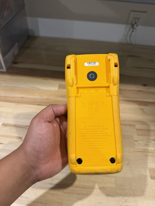 FLUKE 789 PROCESS METER FOR PARTS