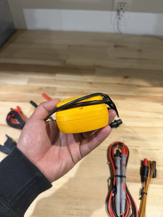 FLUKE 772 MILLIAMP PROCESS CLAMP W/ LEADS & CLIPS (TESTED) SHIPS FAST