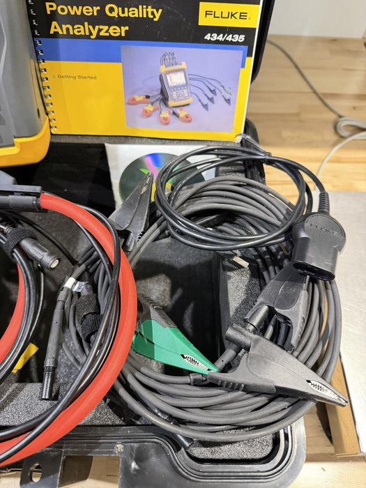 FLUKE 435 POWER QUALITY & ENERGY ANALYZER W/ ACCESSORIES & CHARGER-SHIPS FREE