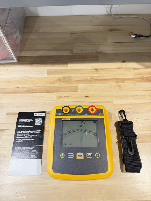 FLUKE 1535 MEGOHMMETER INSULATION TESTER (FREE SHIPPING) TESTED