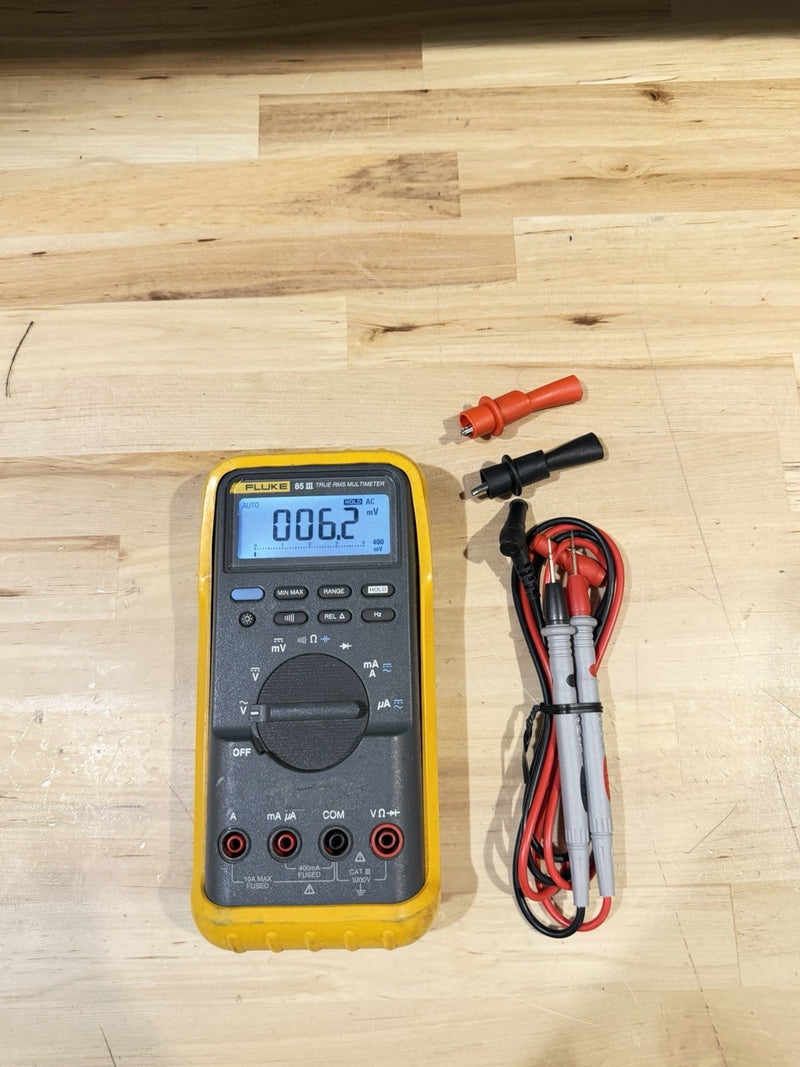 FLUKE 85 III TRUE RMS MULTIMETER W/ LEADS & CLIPS (TESTED) SHIPS FAST