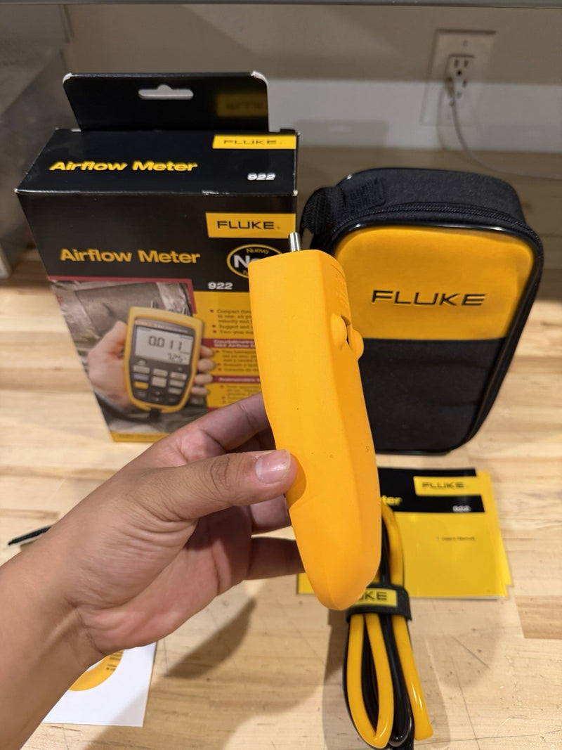 FLUKE 922 AIRFLOW METER KIT W / ACCESSORIES- SHIPS FAST (NEW SEALED)