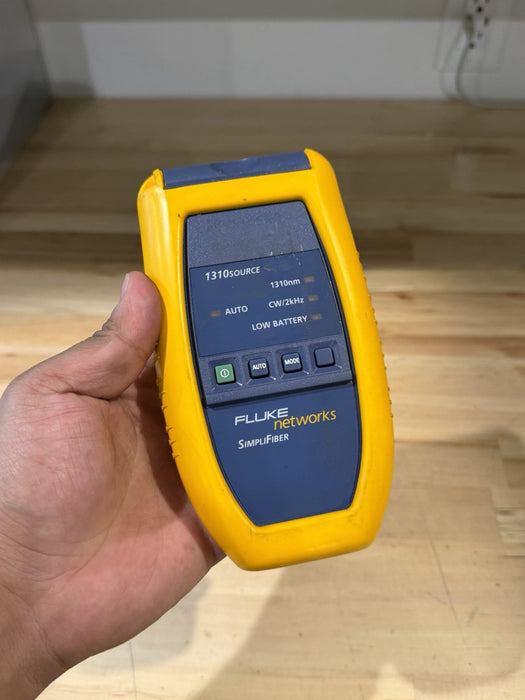 FLUKE 2956-4014 SIMPLIFIBER SOURCE NETWORKS TESTER TESTED