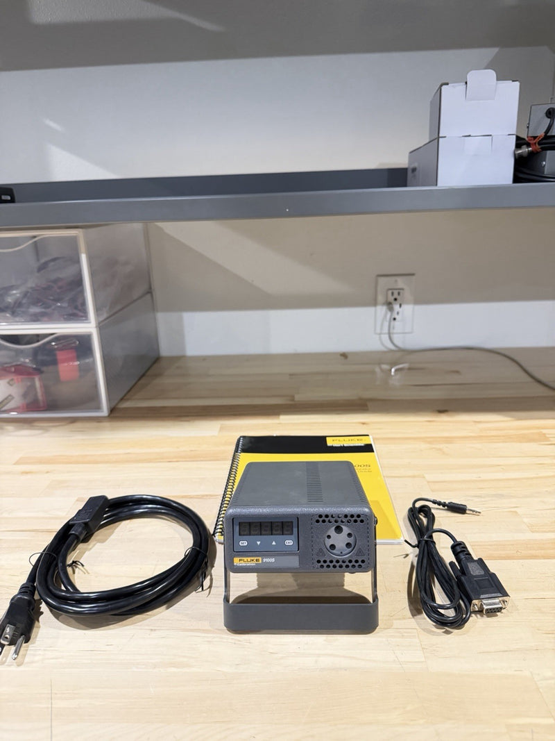 FLUKE CALIBRATION 9100S DRY WELL TEMPERATURE CALIBRATOR