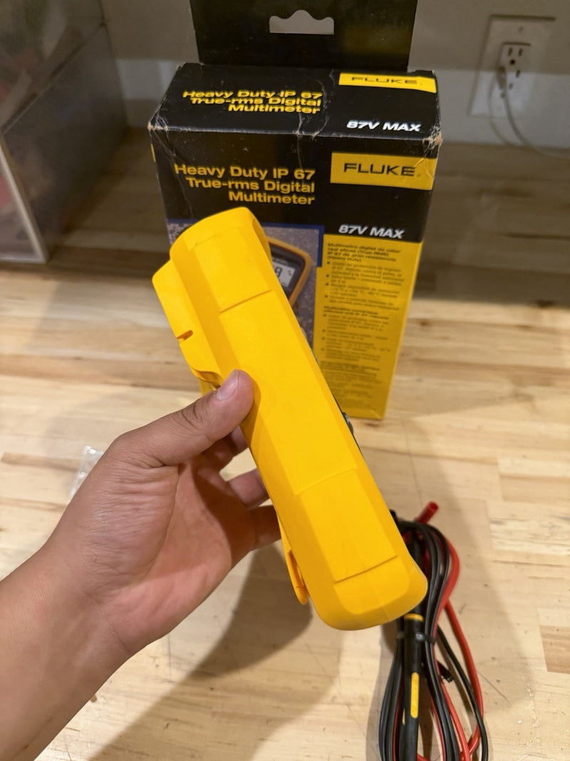 FLUKE 87V MAX TRUE RMS MULTIMETER W/ LEADS & CLIPS