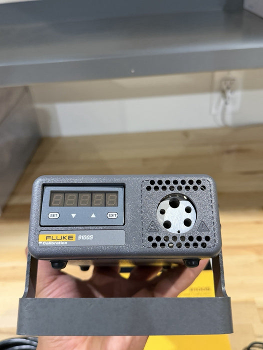 FLUKE CALIBRATION 9100S DRY WELL TEMPERATURE CALIBRATOR (NEW) FREE SHIPPING
