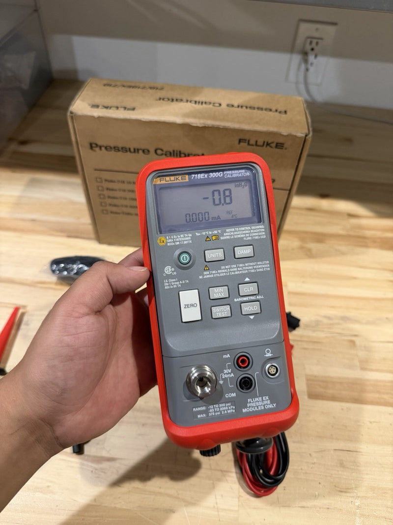 FLUKE 718EX 300G PRESSURE CALIBRATOR (NEW FACTORY SEALED) FREE SHIPPING