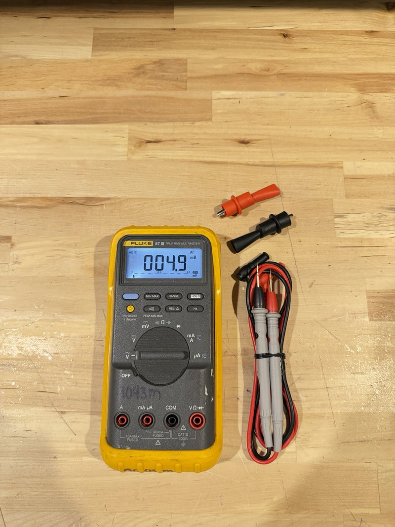 FLUKE 87 III TRUE RMS MULTIMETER W/LEADS & CLIPS - SHIPS FAST #1